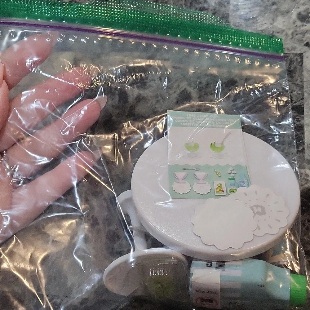 Miniverse Make It Mini Lime Jelly Cups